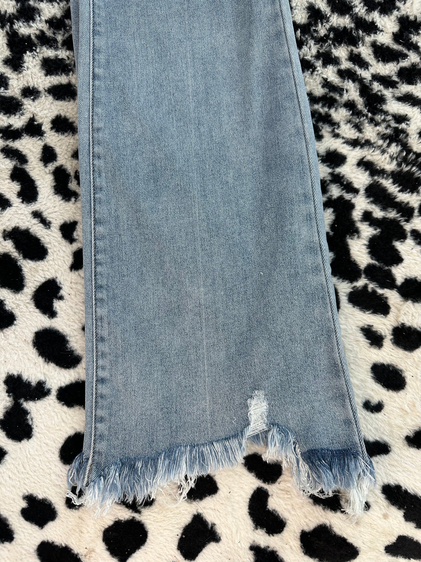 RISEN Mid Rise Straight