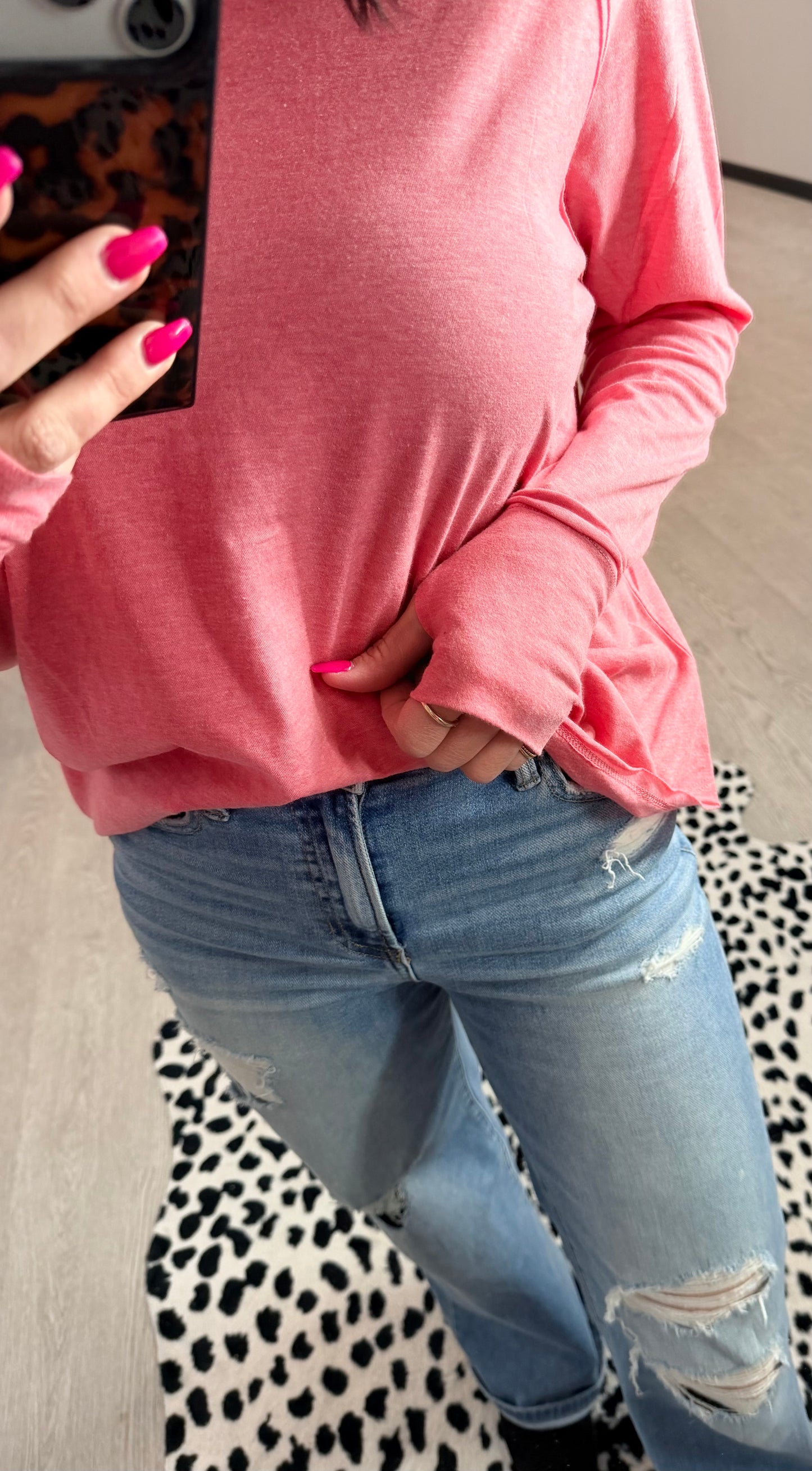 Raglan Sleeve Thumbhole Top