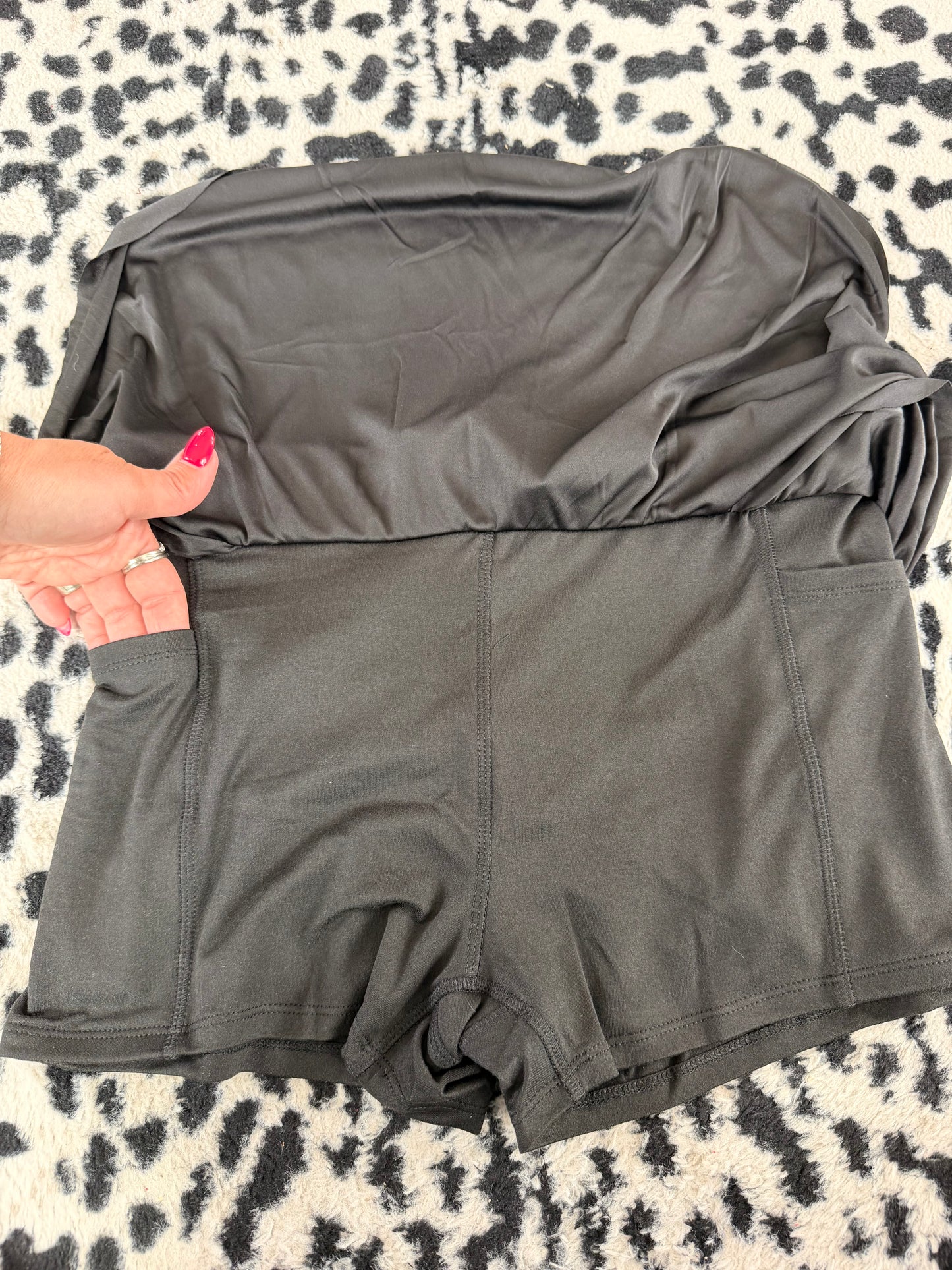 Head Turning Golf Skirt