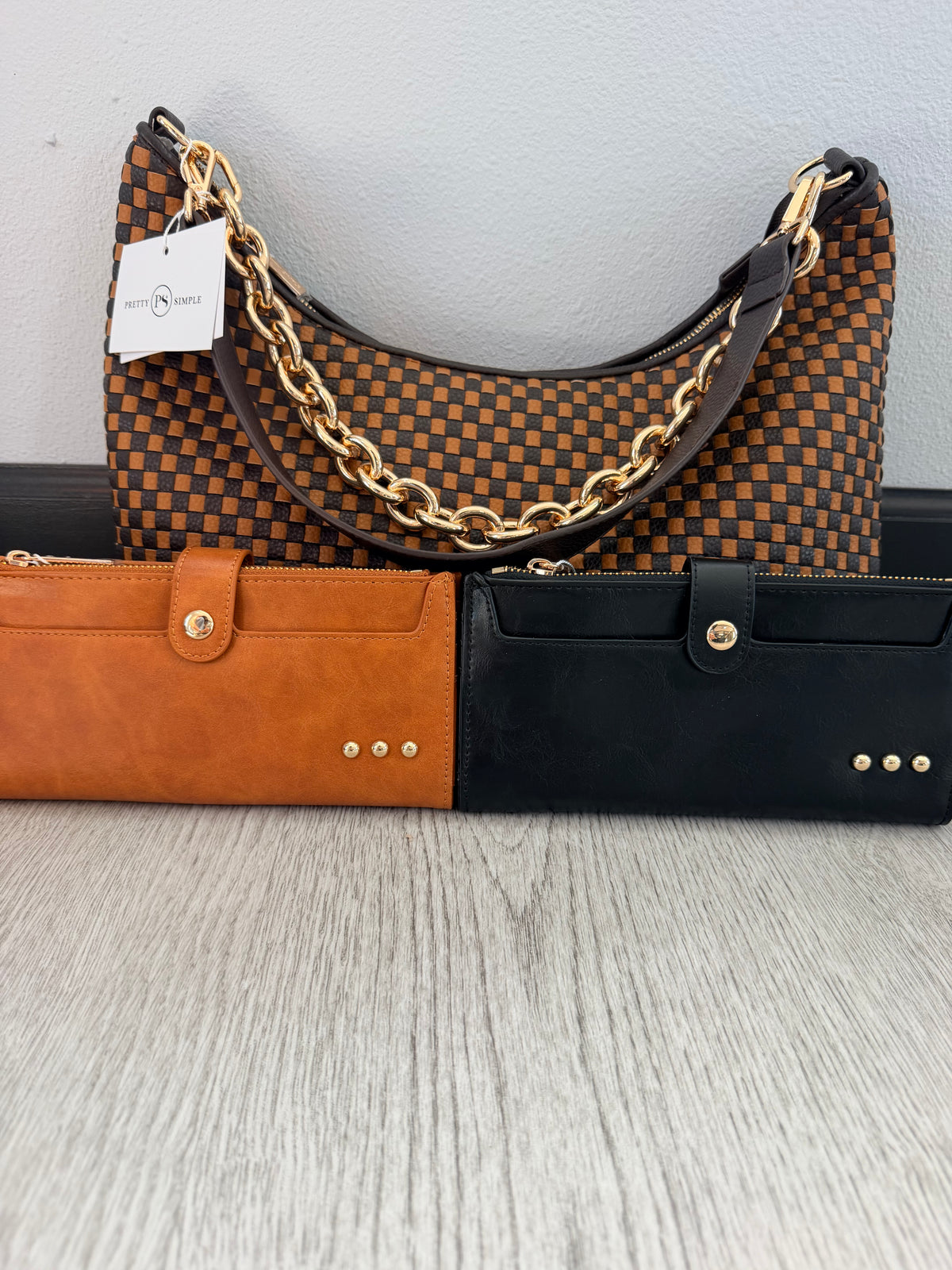 Essentials Carryall Wallet