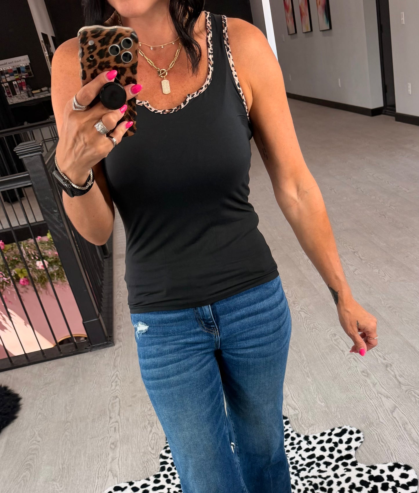 Cheetah Trim Tank