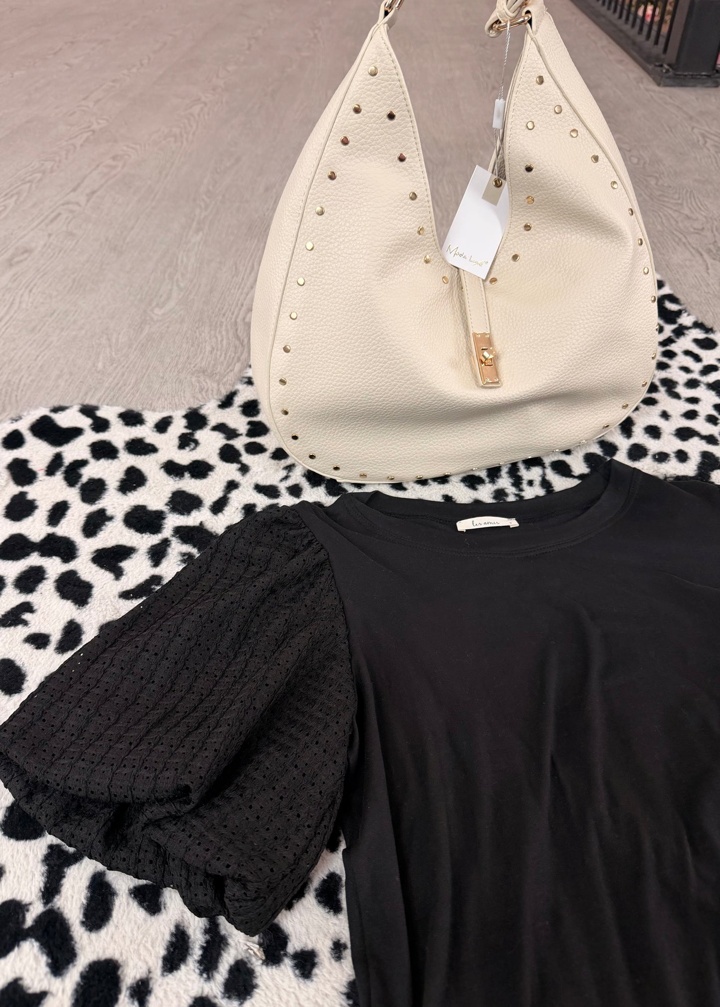 Flirty Sleeve Puff Top