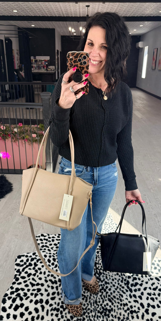 Regina Tote