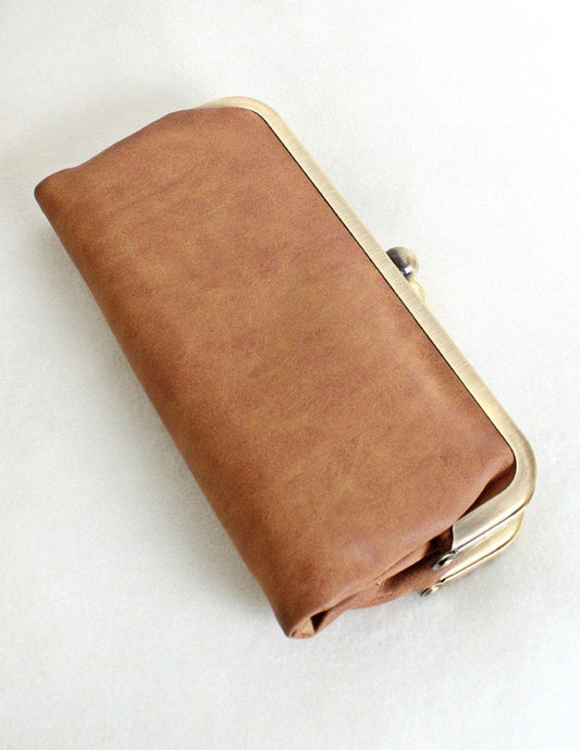 Karen Kiss Lock Clutch Bag