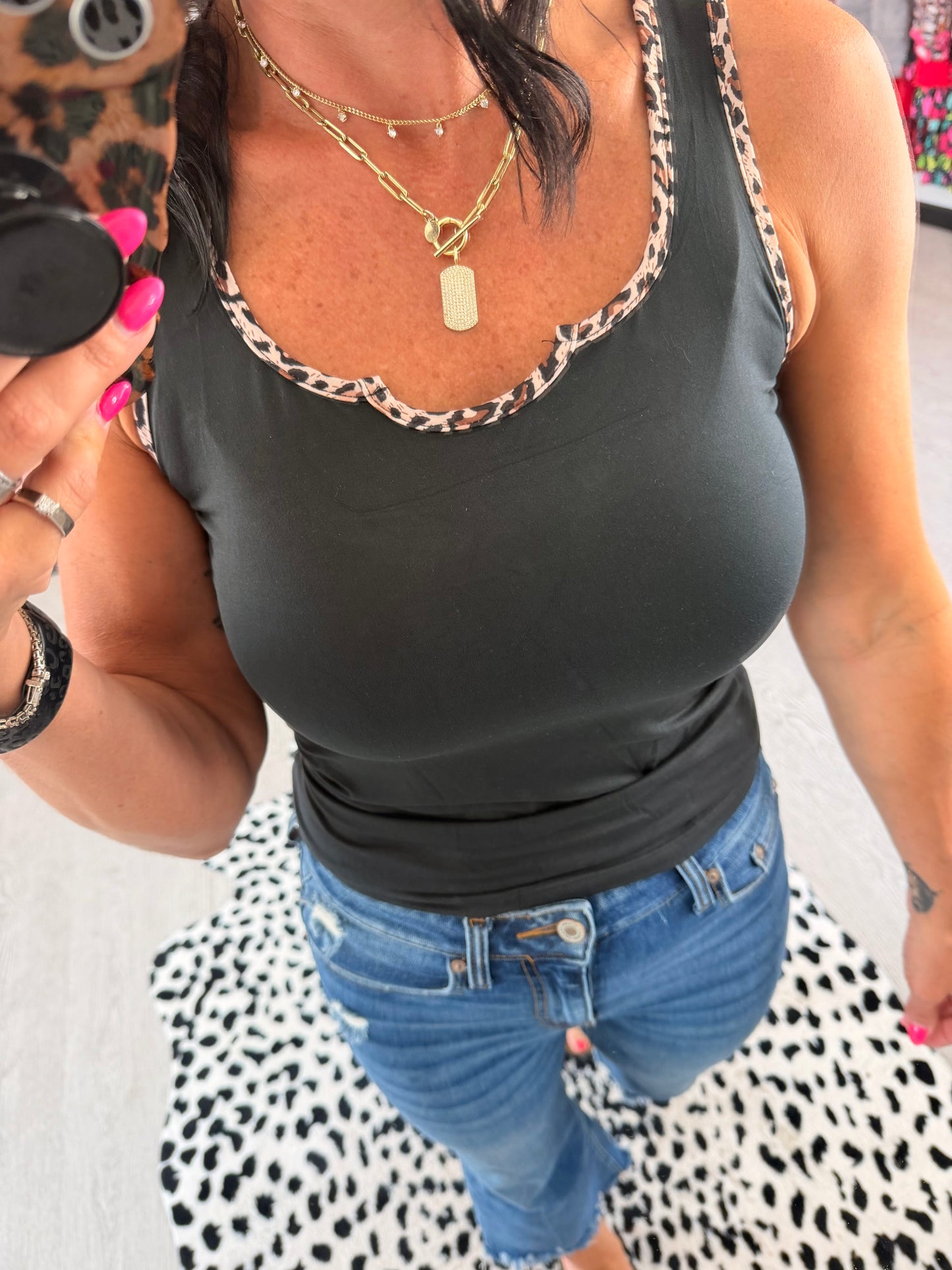 Cheetah Trim Tank