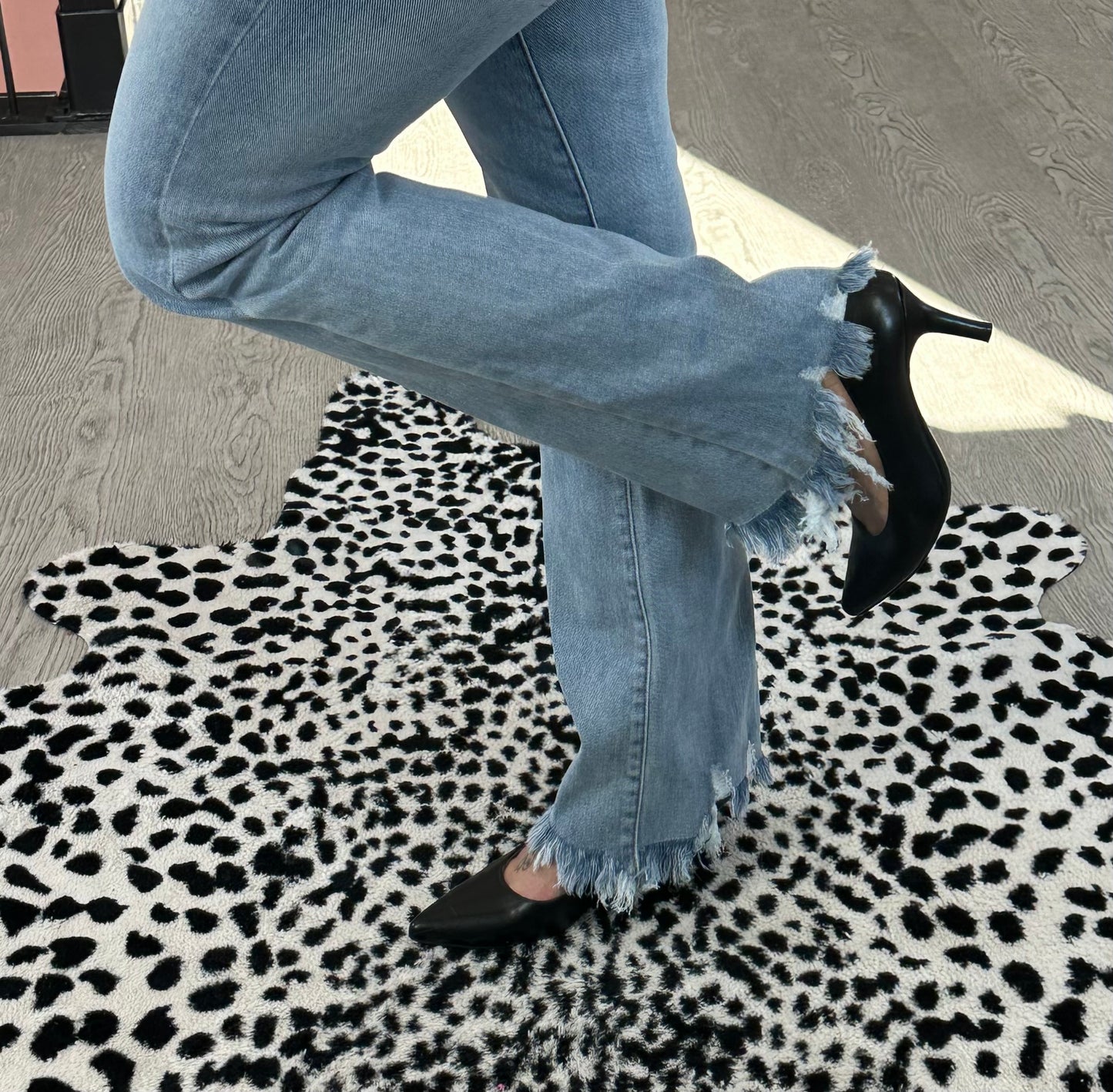 RISEN Mid Rise Straight