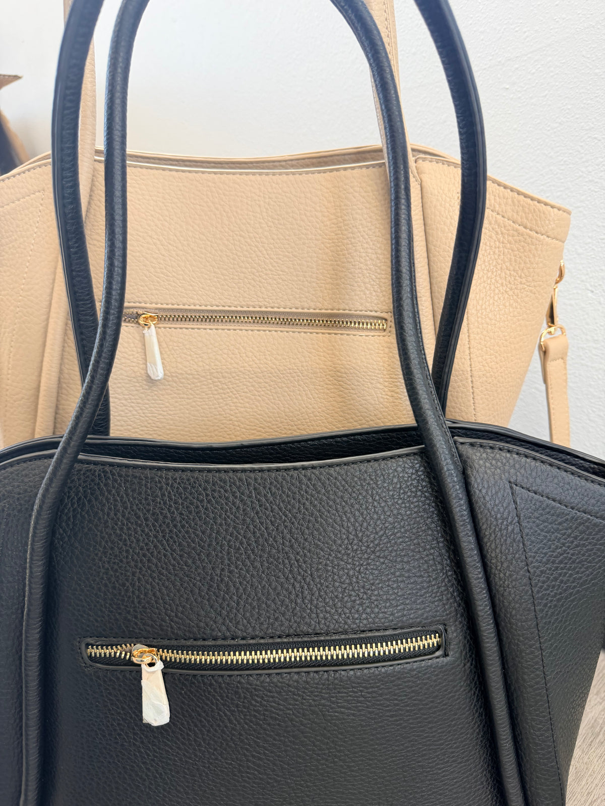 Regina Tote
