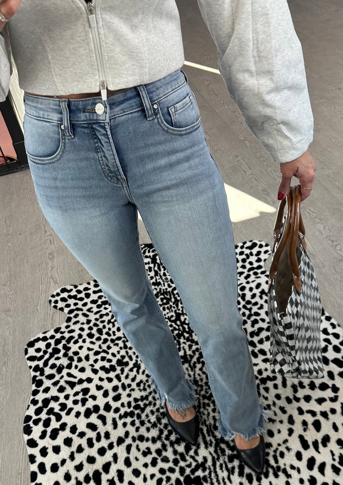 RISEN Mid Rise Straight